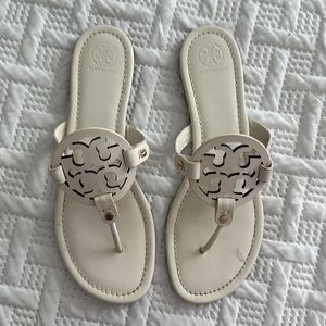 Tory Burch leather sandals s. 11